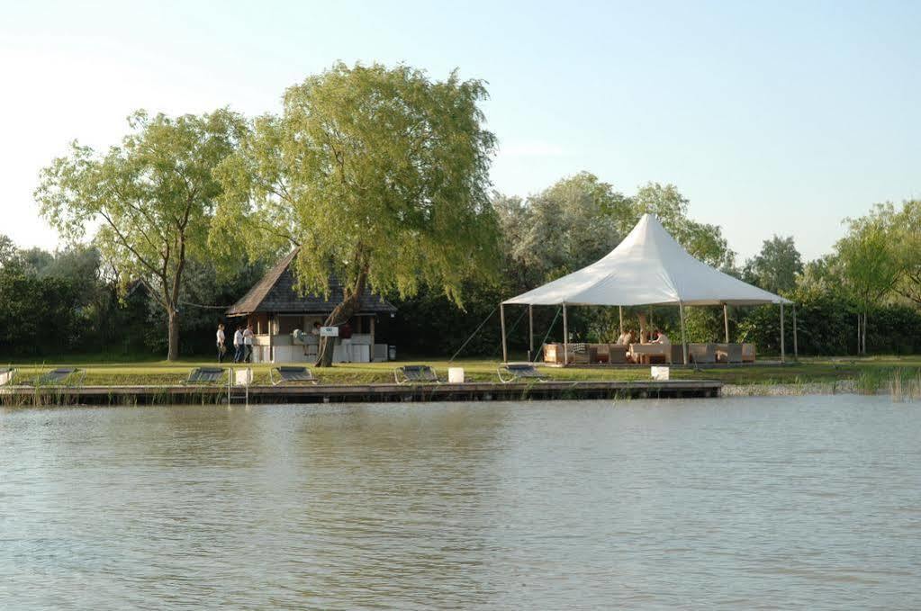 Hoteldorf Seepark Weiden Weiden am See Exterior photo